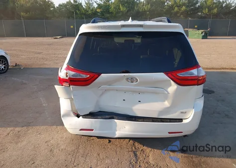 2018 Toyota Sienna Xle 8 Passenger from USA, damaged, VIN 5TDYZ3DC5JS903421